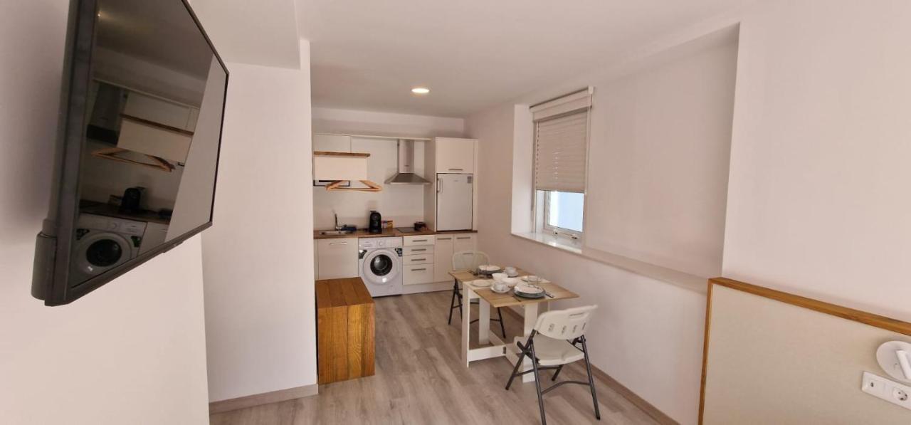 Estudios En Plaza Cabo Da Vila Centro מוחיה מראה חיצוני תמונה